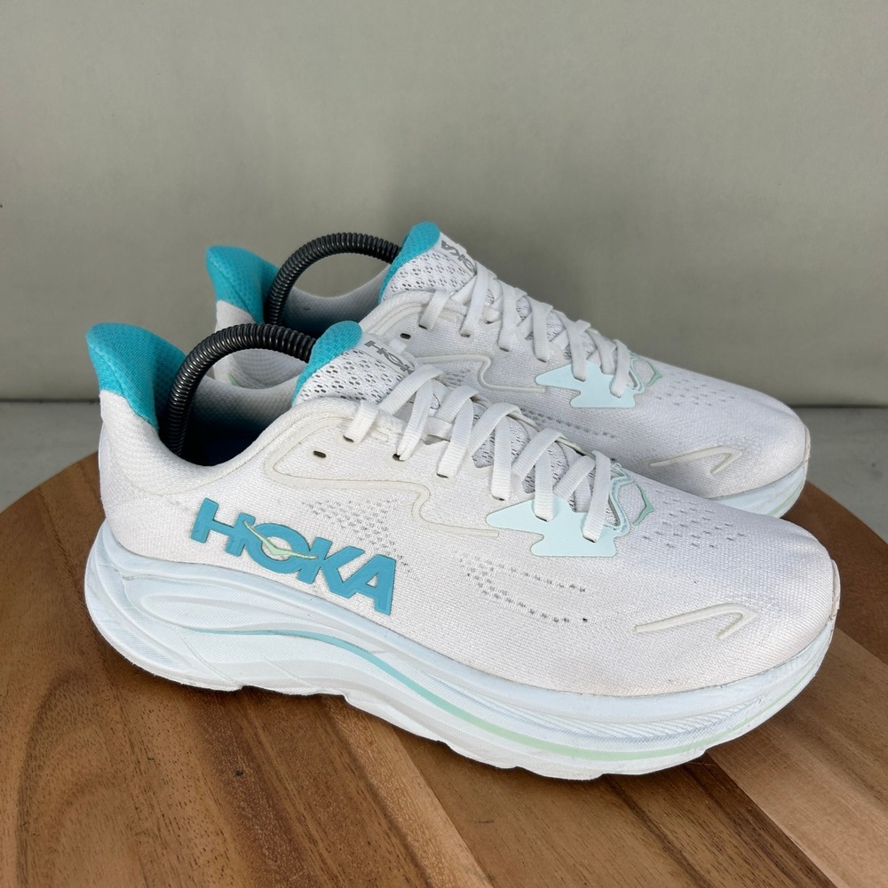 Hoka One One Clifton 9 Wide White Blue Running Shoes Cushion Womens 10 D Comfort